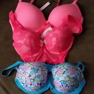SOLD Victoria secret bra bundle